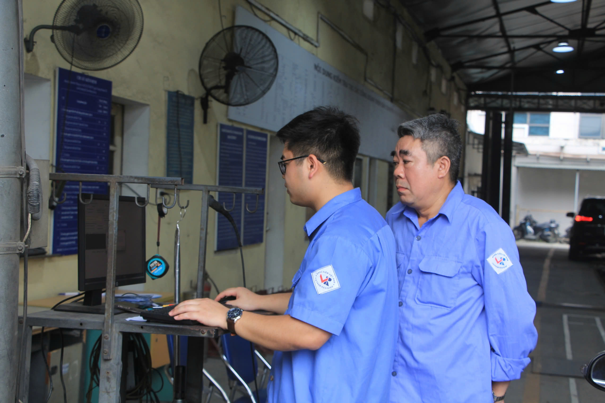 Đăng kiểm bước vào cuộc cải cách lớn: Bỏ tem giấy, cắt giảm thủ tục, số hóa toàn diện